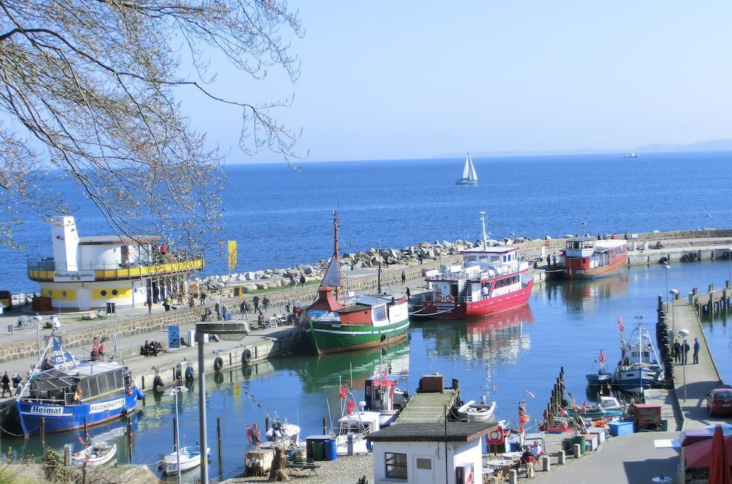 Restaurant & Hotel Baumhaus Hagen Sassnitz Buitenkant foto